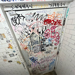 Meet your Posher, Paola